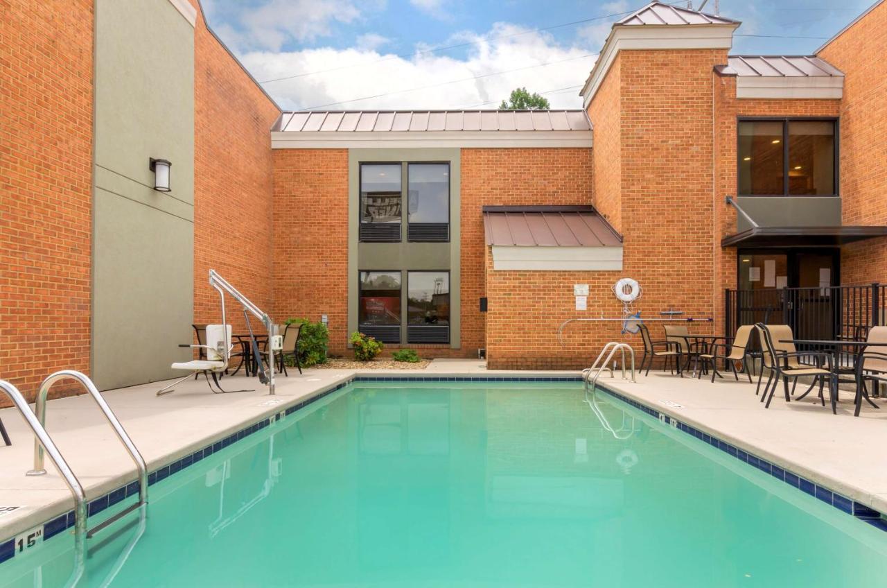 Best Western North Roanoke Troutville Екстер'єр фото